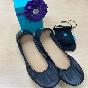Matte Black Tieks Size 11 (NEW!)